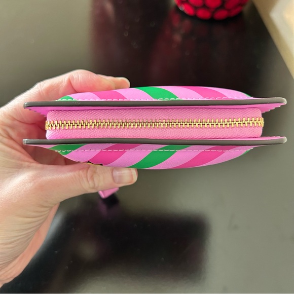 Kate Spade Bubble Gum 3D Small Leather Cardholder Zip Wallet MSRP $179 - Picture 6 of 16